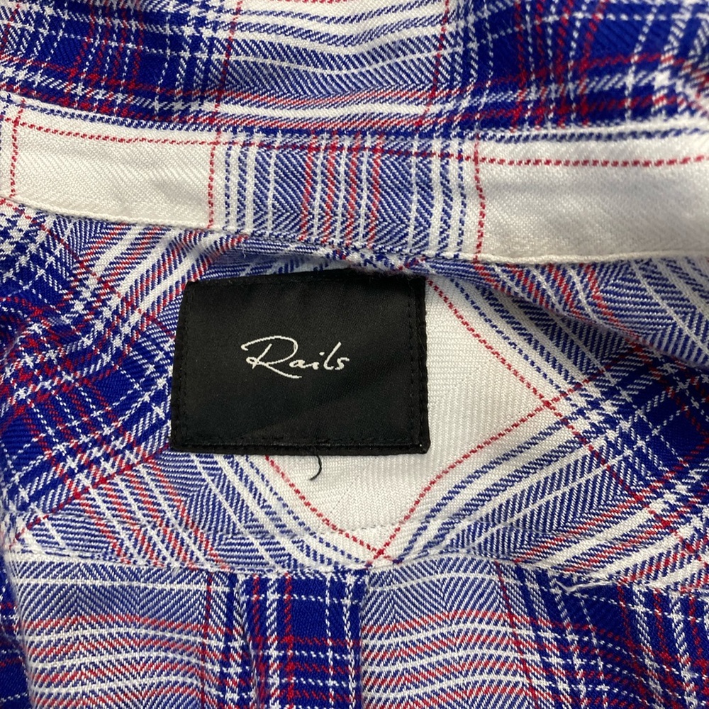 Rail button down - Picture 3 of 3